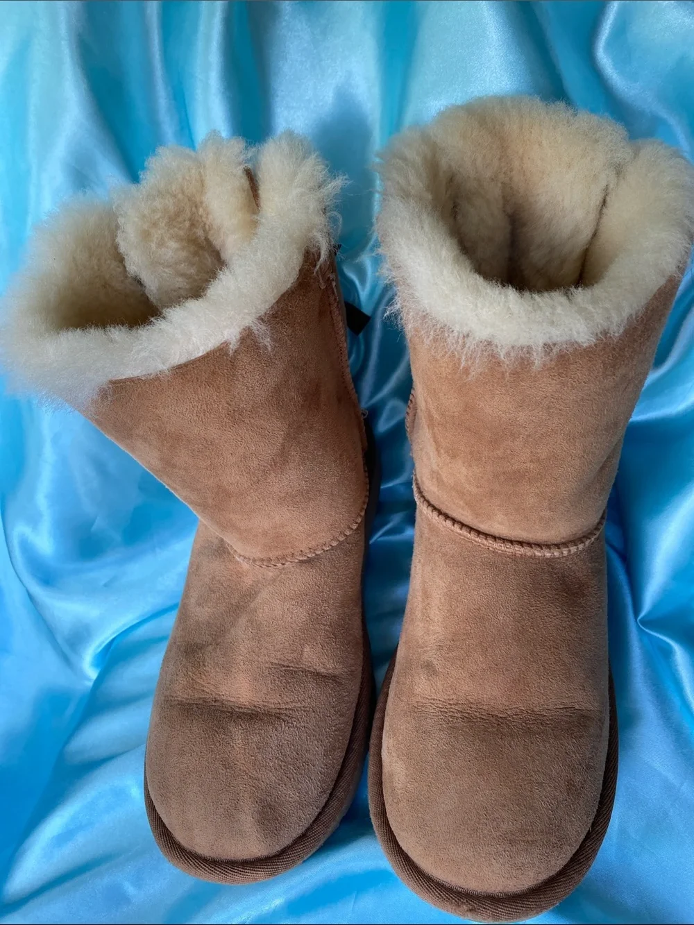 UGG cozy shearling